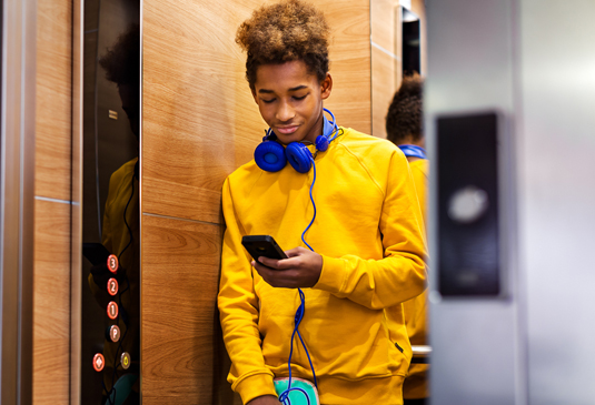 KONE activate key tags and KONE Flow mobile app